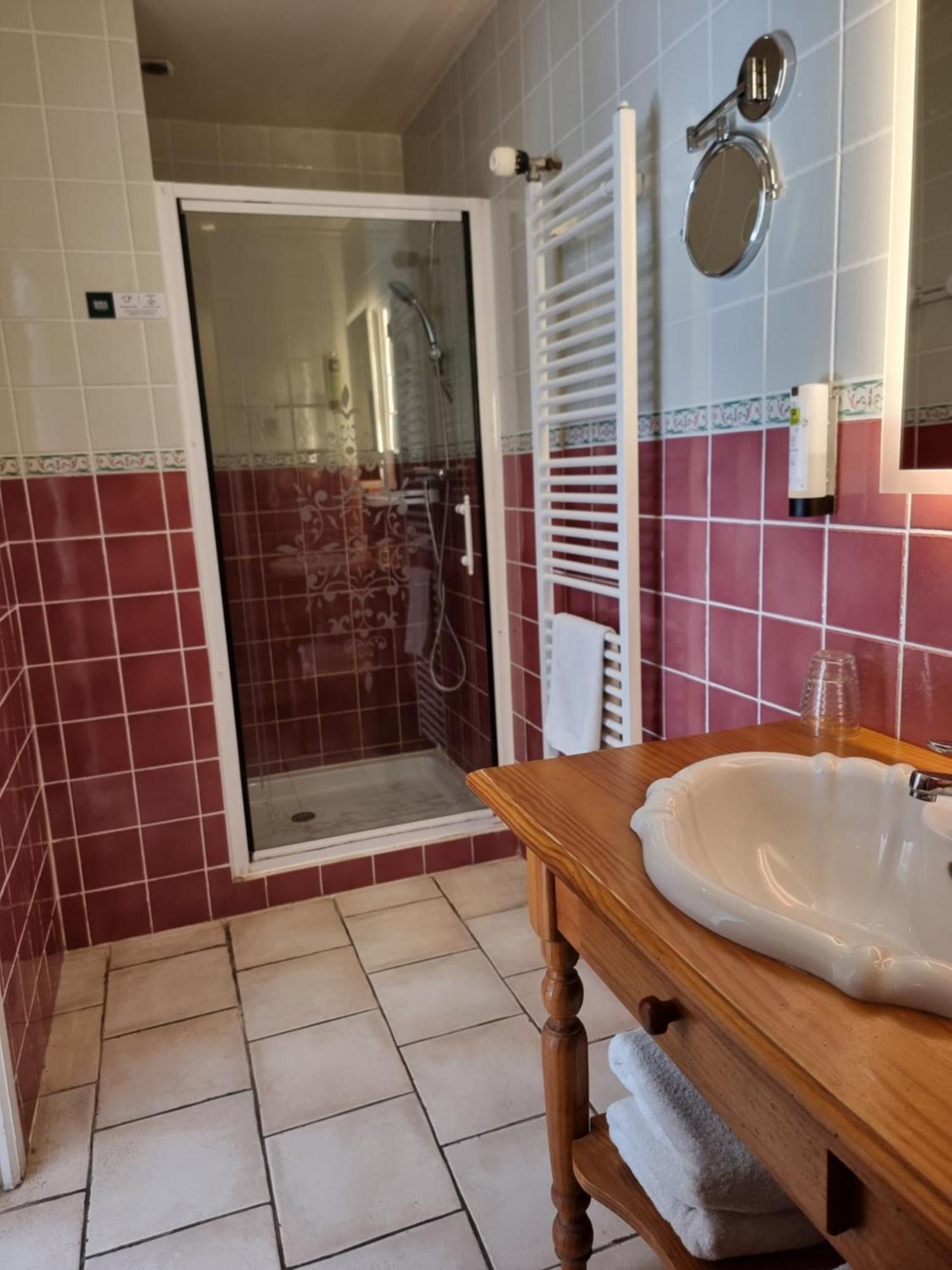 Le Relais Des Dalles - Hotel & Restaurant Сассео-ле-Мокондюи Экстерьер фото