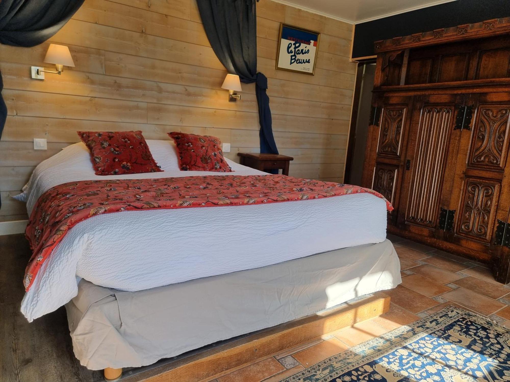 Le Relais Des Dalles - Hotel & Restaurant Сассео-ле-Мокондюи Экстерьер фото