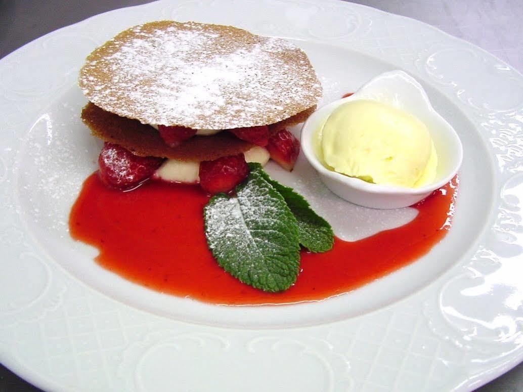 Le Relais Des Dalles - Hotel & Restaurant Сассео-ле-Мокондюи Экстерьер фото